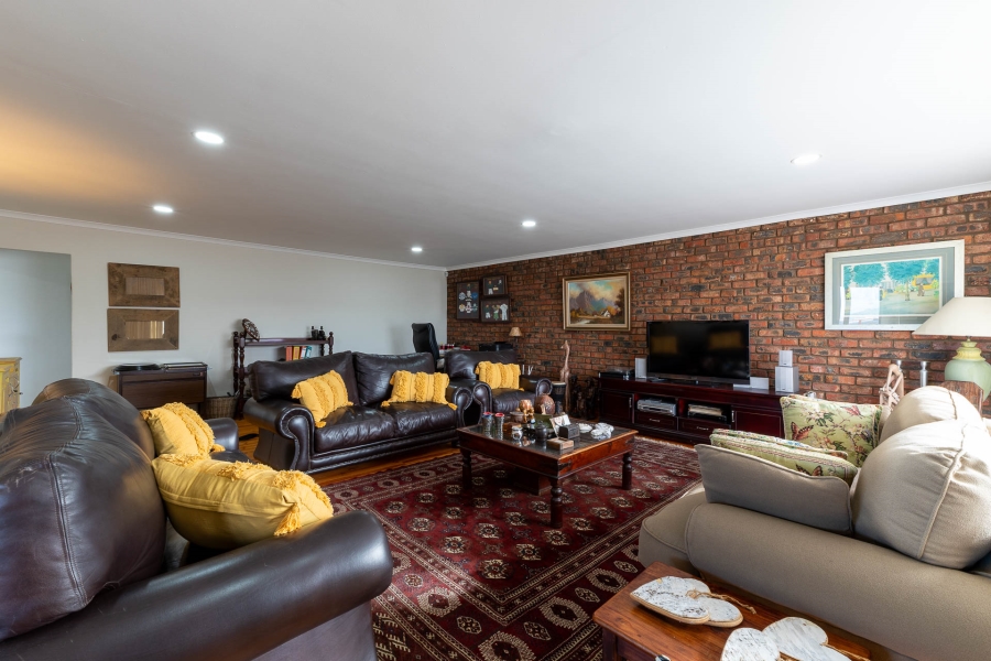 3 Bedroom Property for Sale in Rensburg Estate Western Cape
